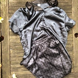 Satin Pjs ( pyjamas) set!